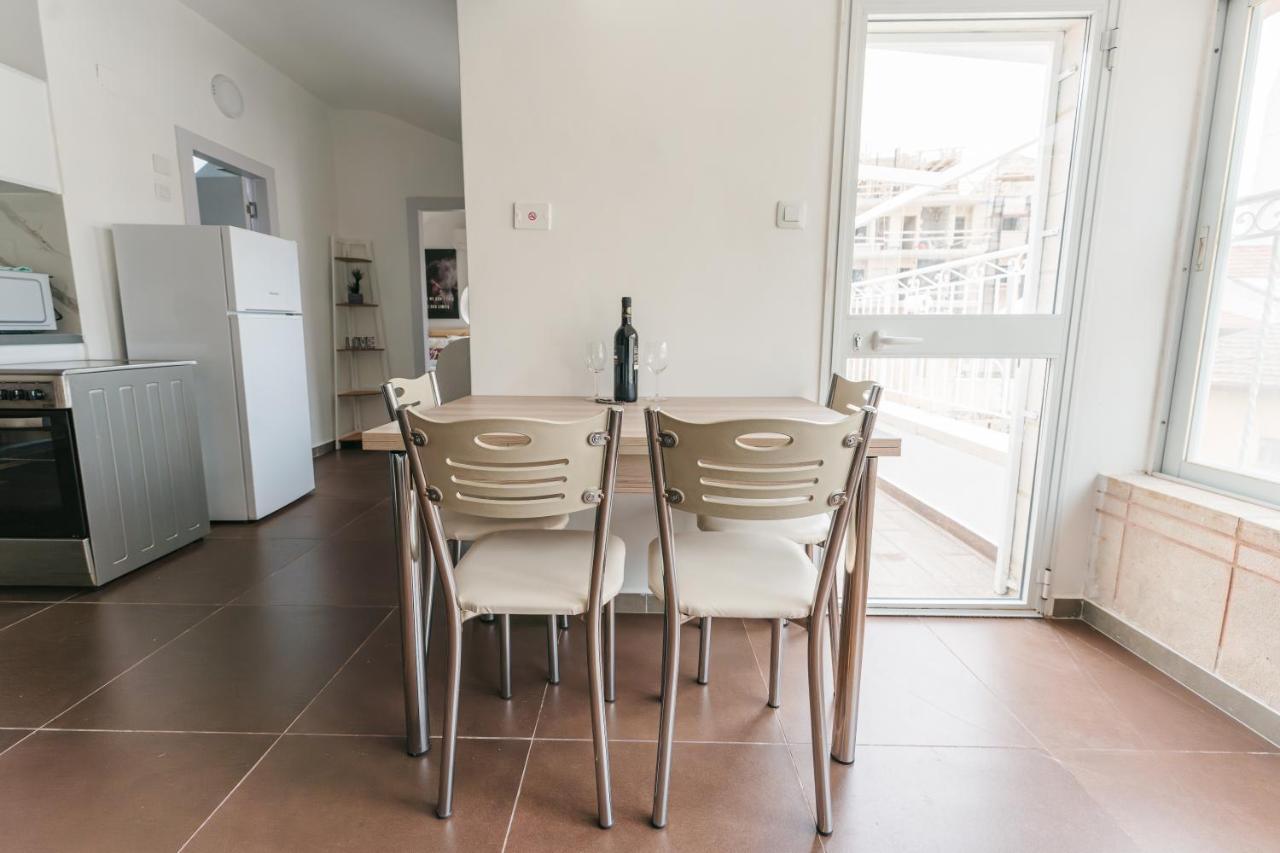 Aristo Machne Yehuda Boutique Apartments Jerusalém Exterior foto