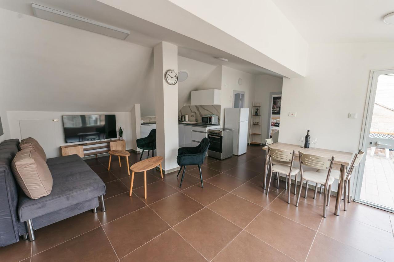 Aristo Machne Yehuda Boutique Apartments Jerusalém Exterior foto